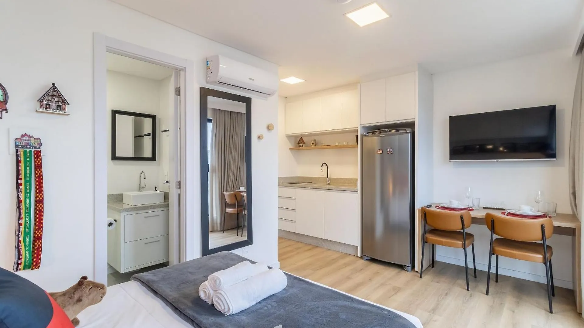 Rup - Studios Equipados Em Predio Com Piscina Blumenau Apartment