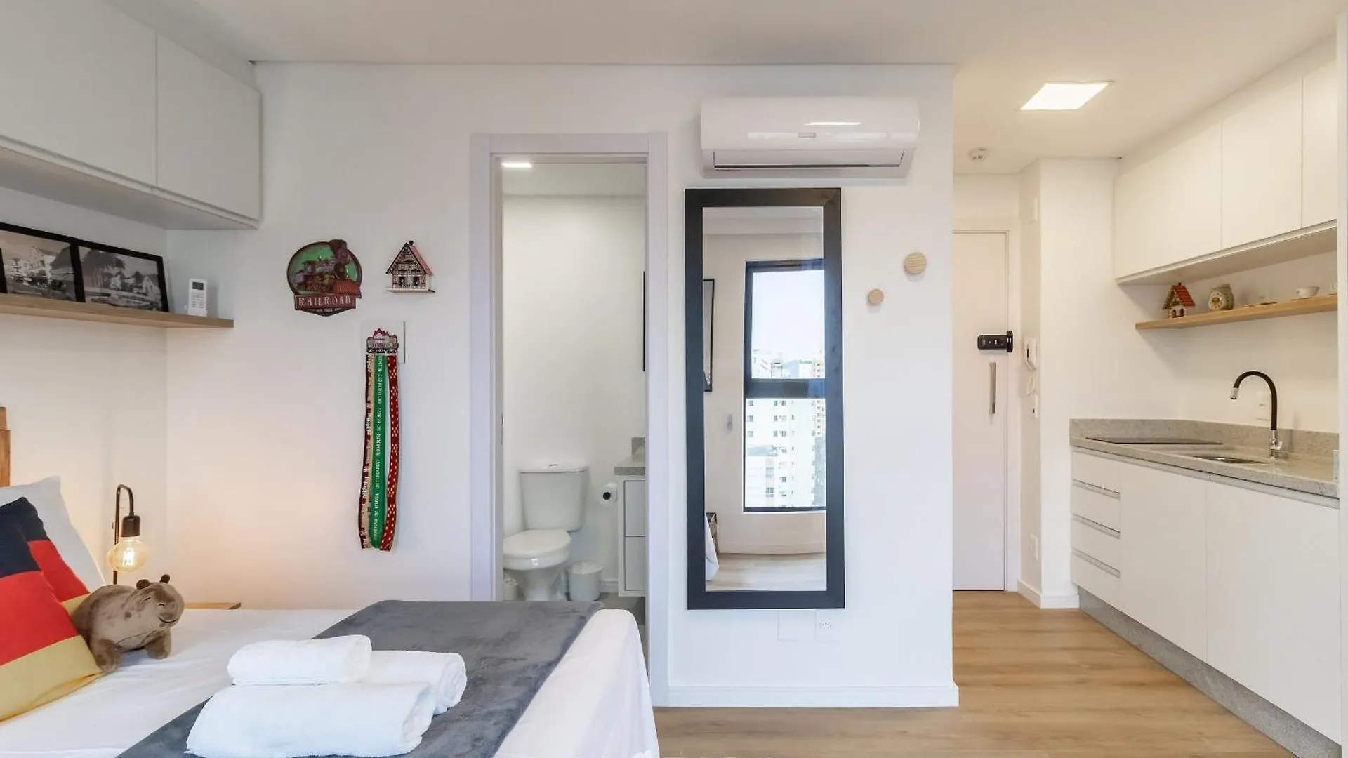 Rup - Studios Equipados Em Predio Com Piscina Blumenau 0*,  Brazil