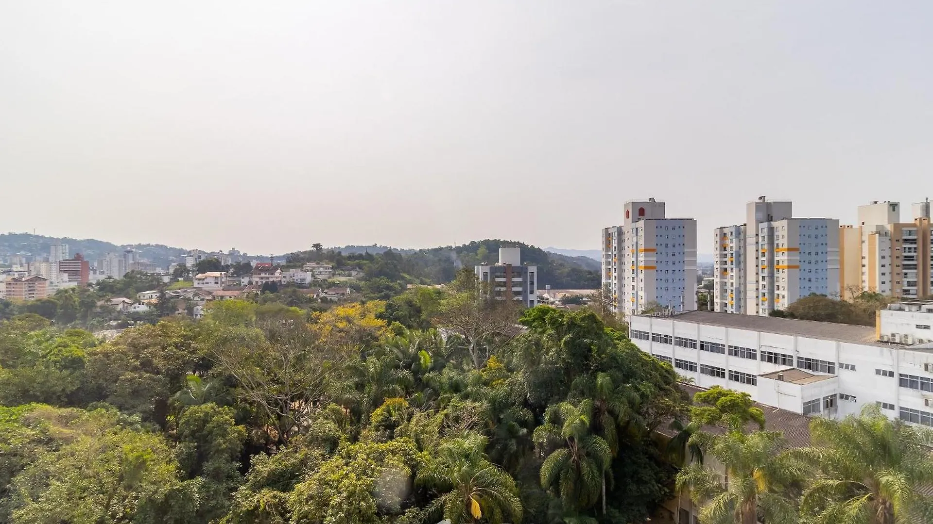 Rup - Studios Equipados Em Predio Com Piscina Blumenau Apartment