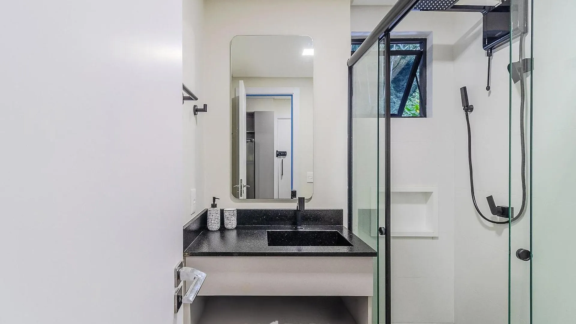 Apartamento Rup - Studios Equipados Em Predio Com Piscina Blumenau Brasil