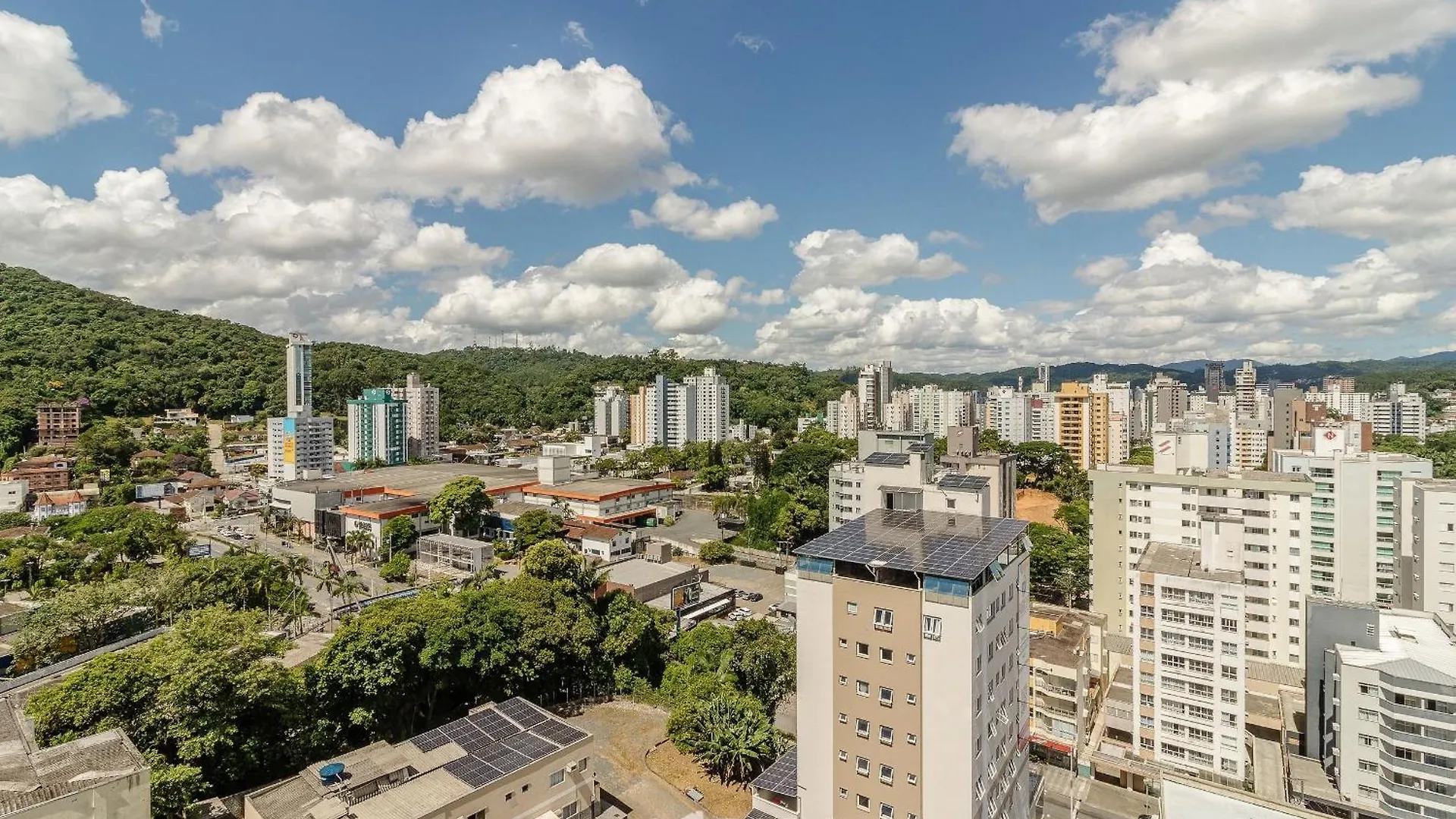 Apartment Rup - Studios Equipados Em Predio Com Piscina Blumenau