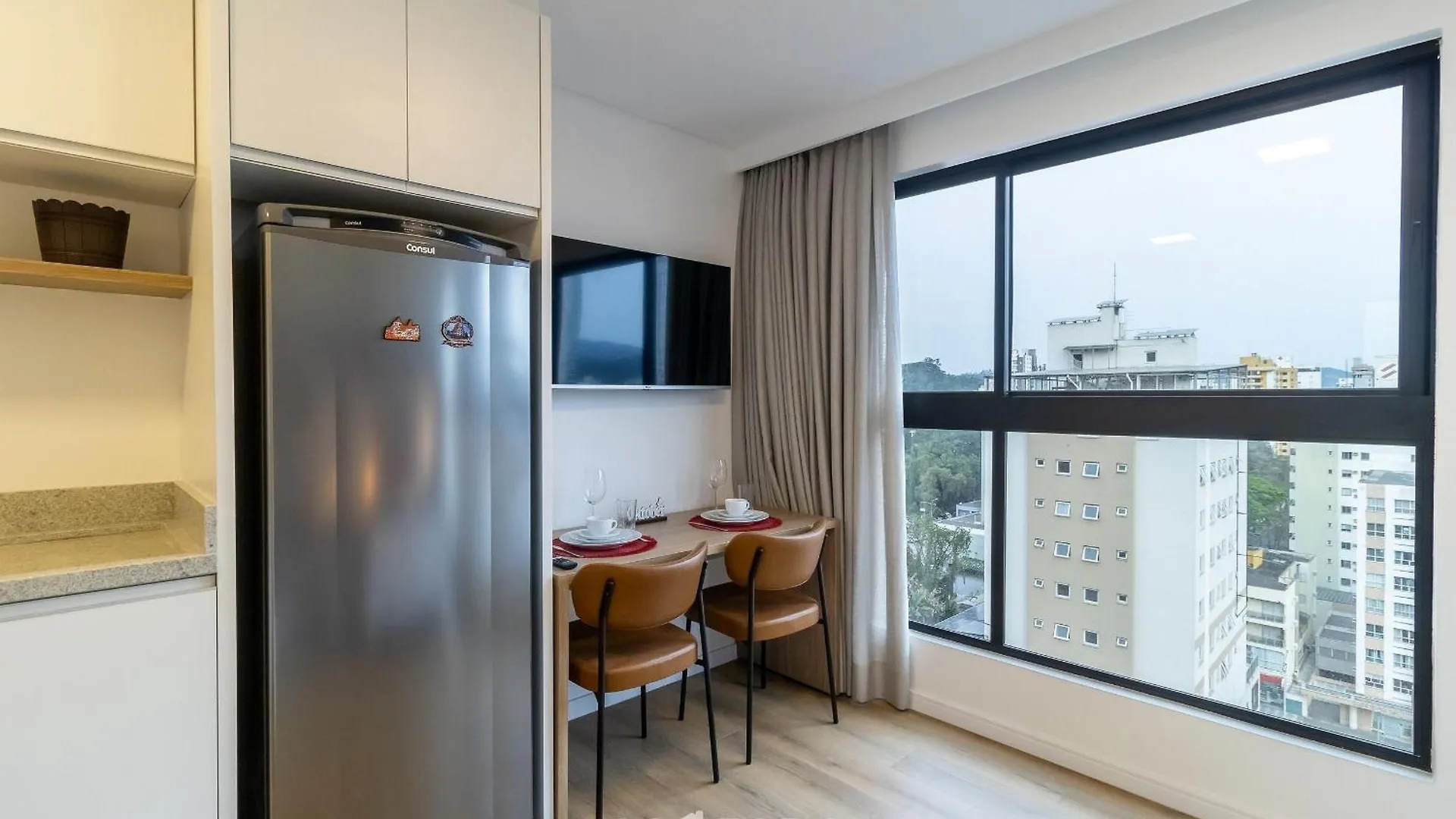Apartment Rup - Studios Equipados Em Predio Com Piscina Blumenau