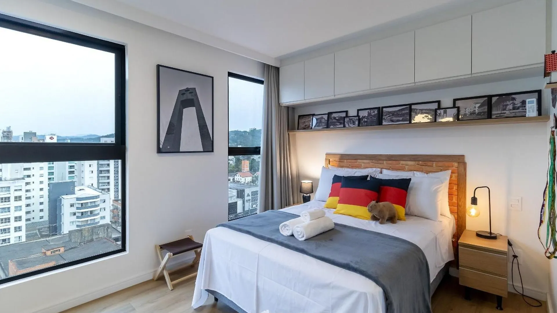 Rup - Studios Equipados Em Predio Com Piscina Blumenau Brazil