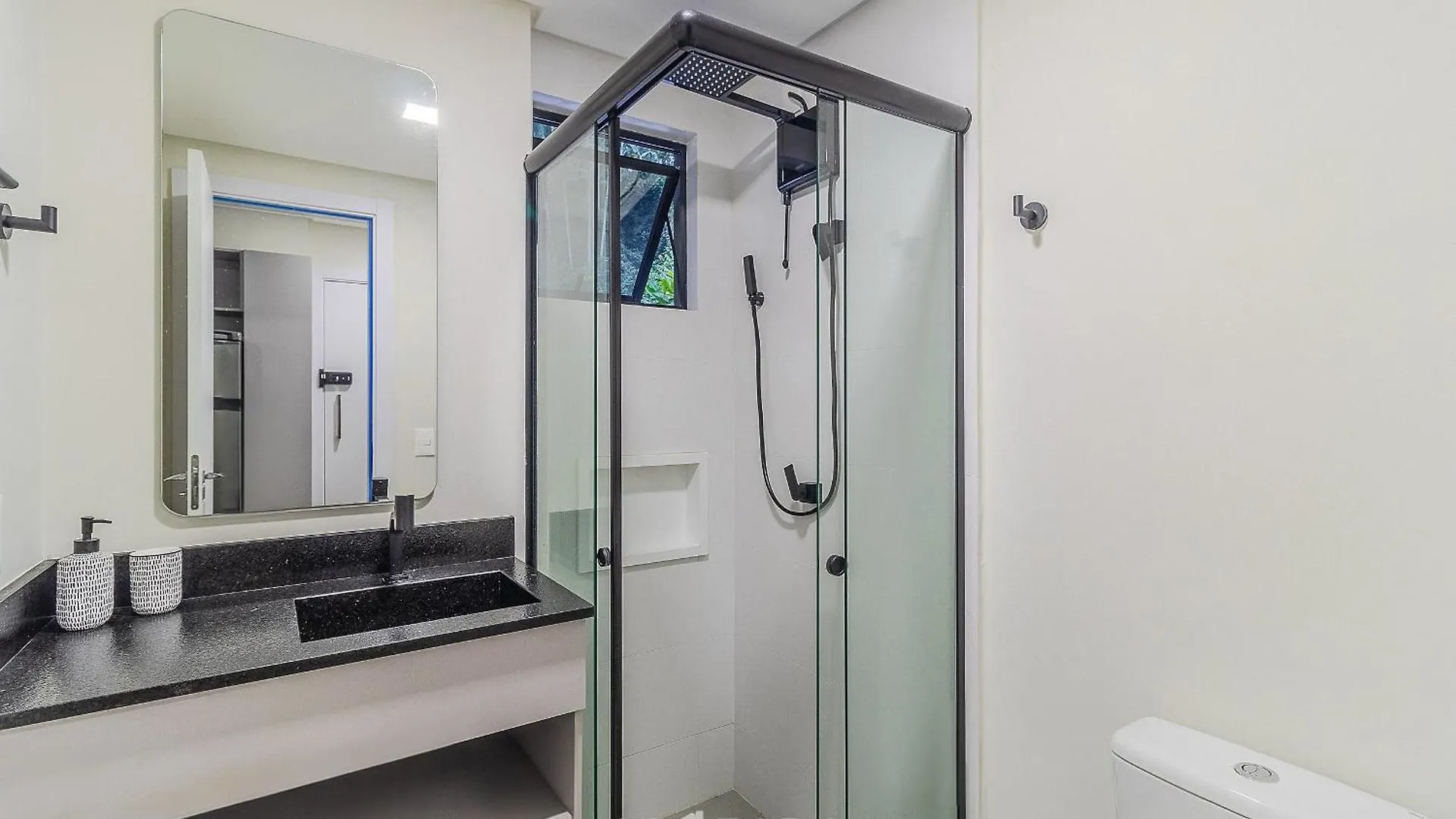 Rup - Studios Equipados Em Predio Com Piscina Blumenau