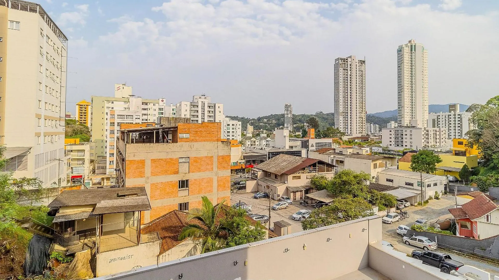 Rup - Studios Equipados Em Predio Com Piscina Blumenau