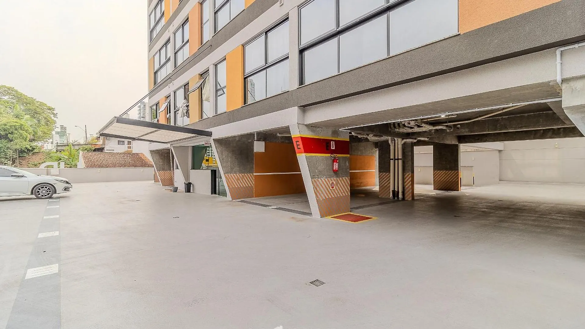 Rup - Studios Equipados Em Predio Com Piscina Blumenau
