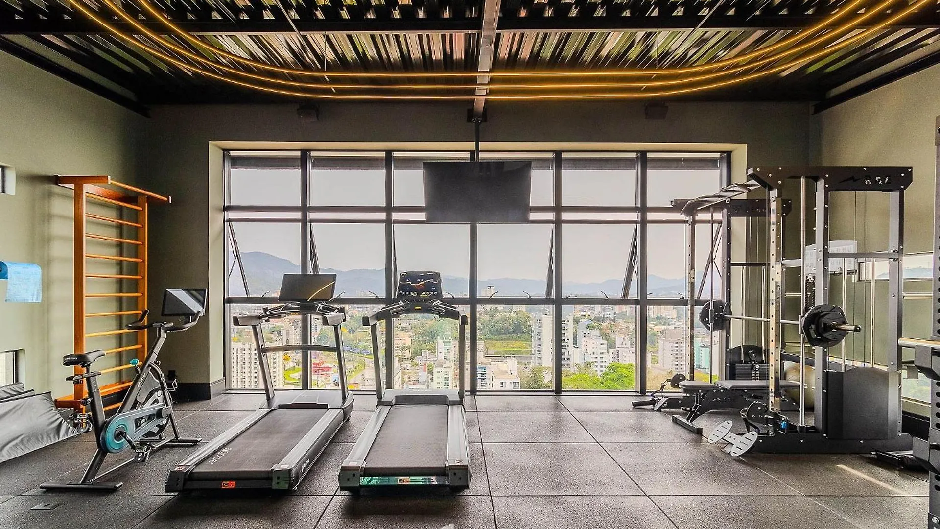 Rup - Studios Equipados Em Predio Com Piscina Blumenau