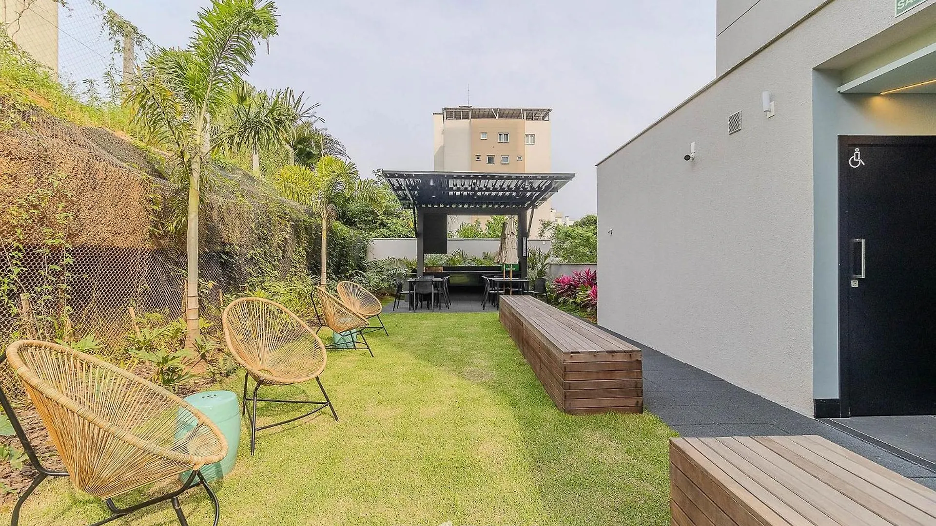 Rup - Studios Equipados Em Predio Com Piscina Blumenau 0*,  Brazil
