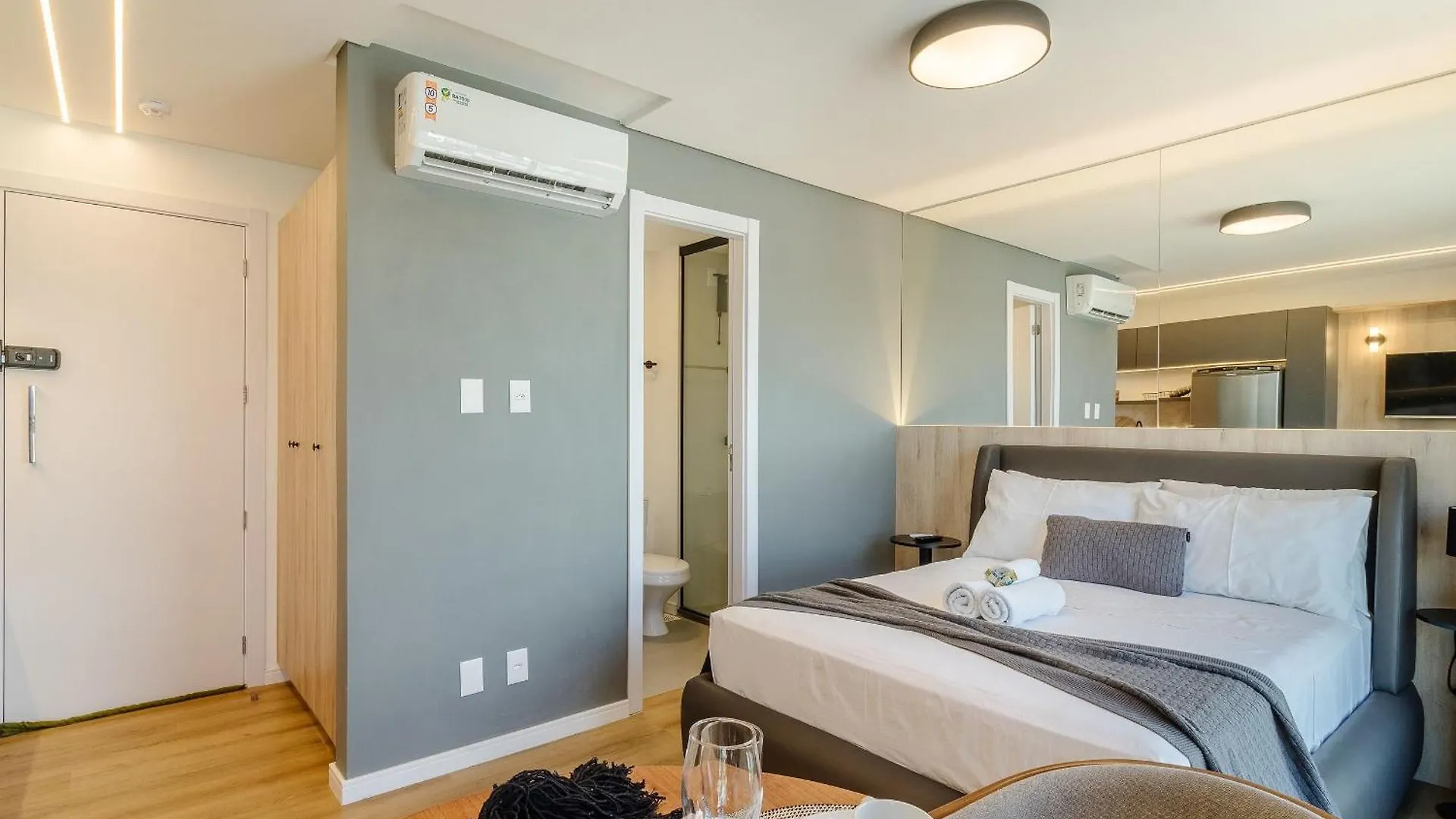 Apartment Rup - Studios Equipados Em Predio Com Piscina Blumenau