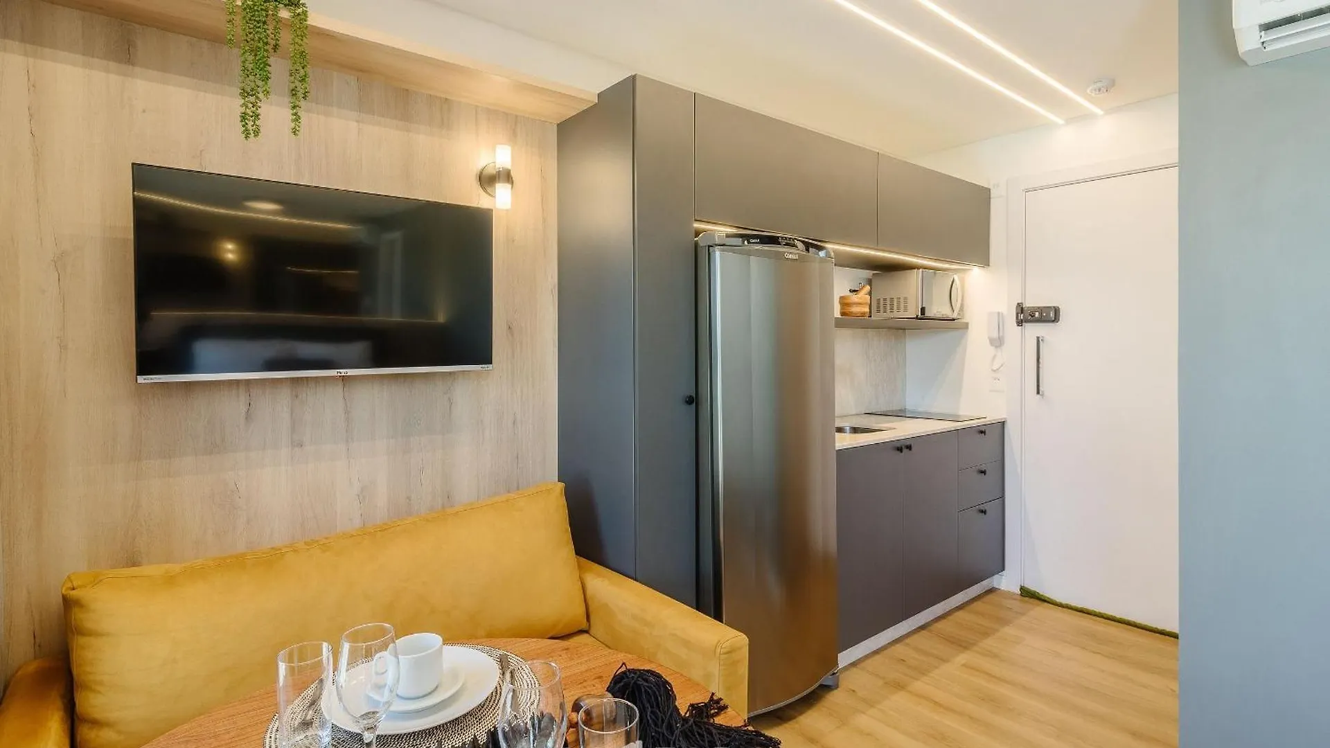 Rup - Studios Equipados Em Predio Com Piscina Blumenau Apartment